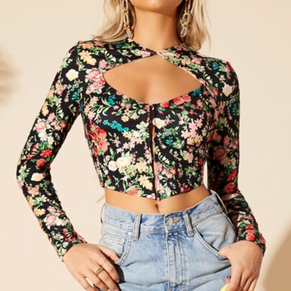 Black Floral Cutout Crop Blouse